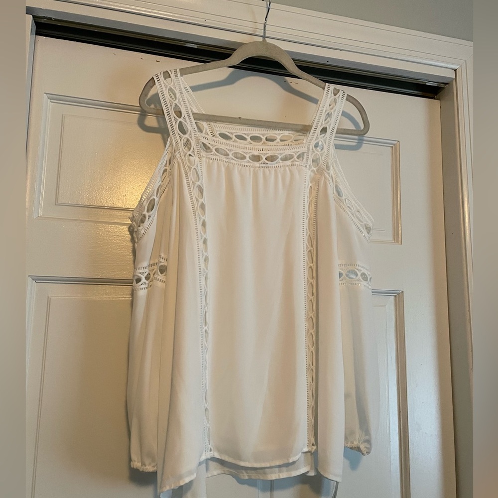 Style & Co white off the shoulder blouse